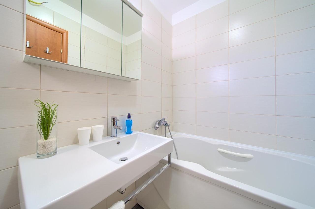 Apartment Anja Krk Town Dış mekan fotoğraf