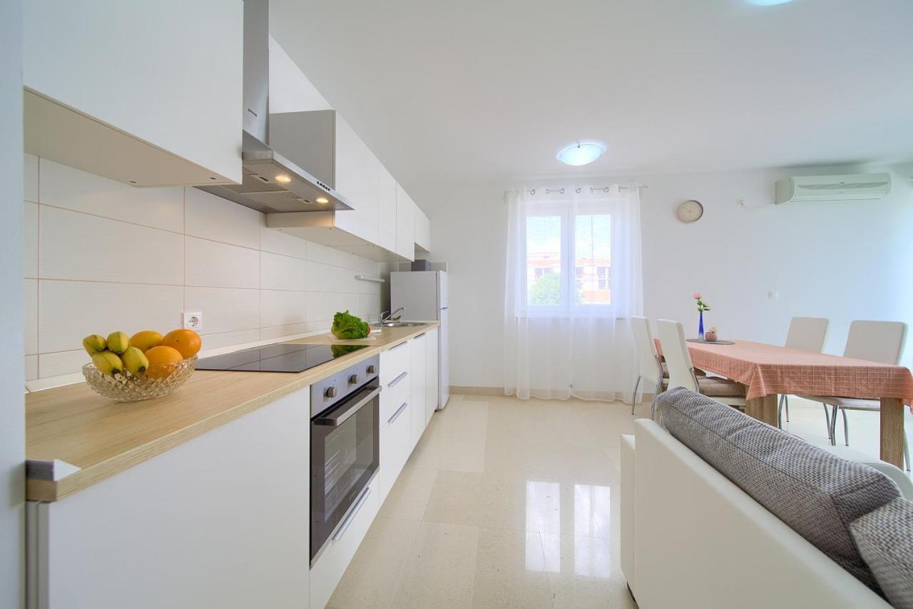 Apartment Anja Krk Town Dış mekan fotoğraf