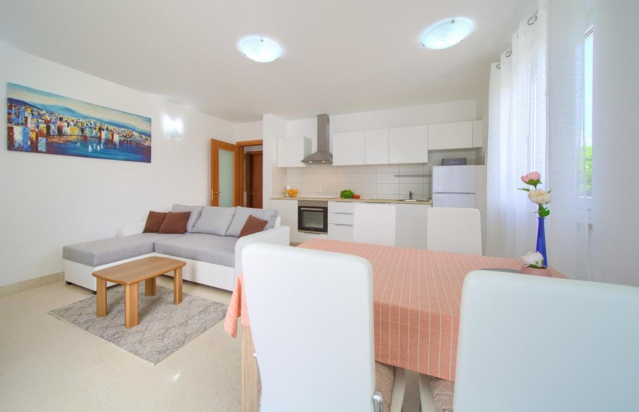 Apartment Anja Krk Town Dış mekan fotoğraf